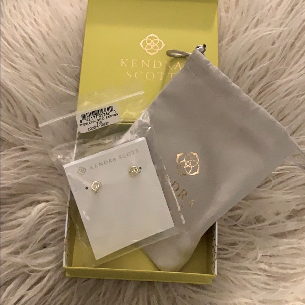 🌹 Kendra Scott 🌹 Presleigh Stud Earrings - Gold